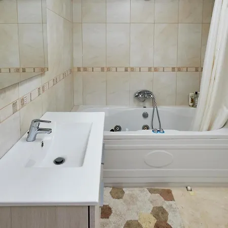 Stylish Golfdel Sur Penthouse *