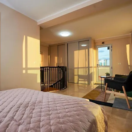 Stylish Golfdel Sur Penthouse Apartment
